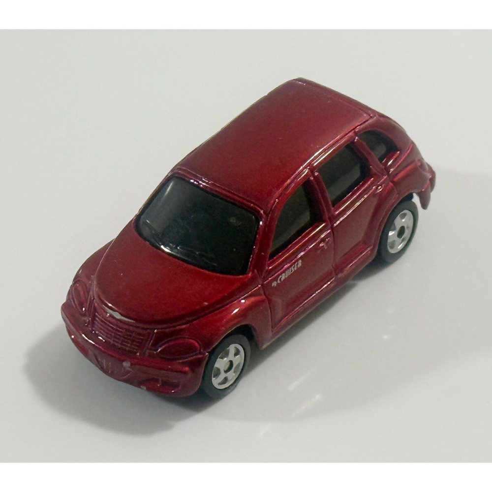 Maisto Chrysler PT Cruiser, Red‎ - 1/64 Scale